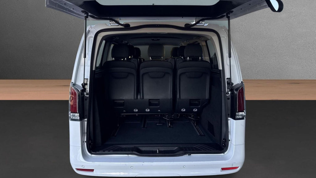 Mercedes-Benz Vito 9-Seater